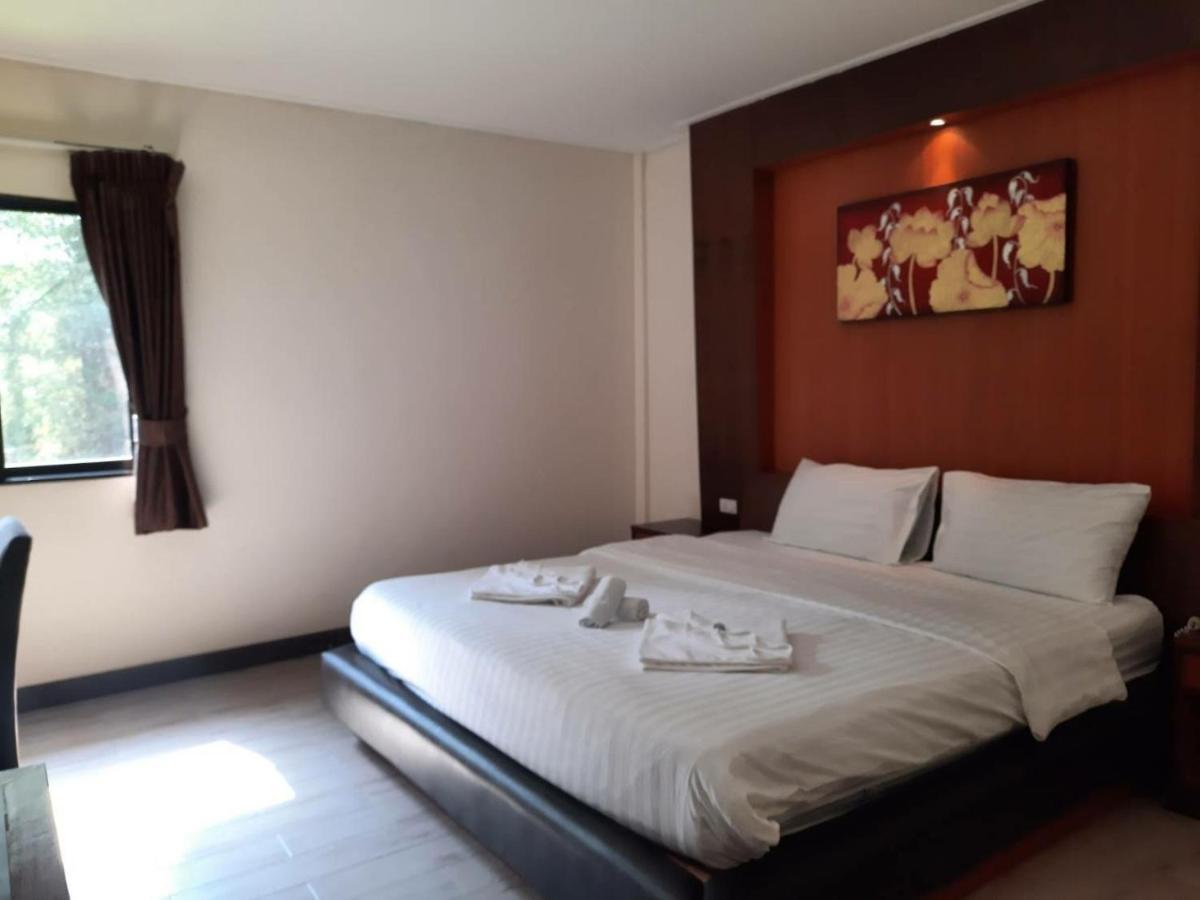 Chawalun Resort Don Tum Екстер'єр фото