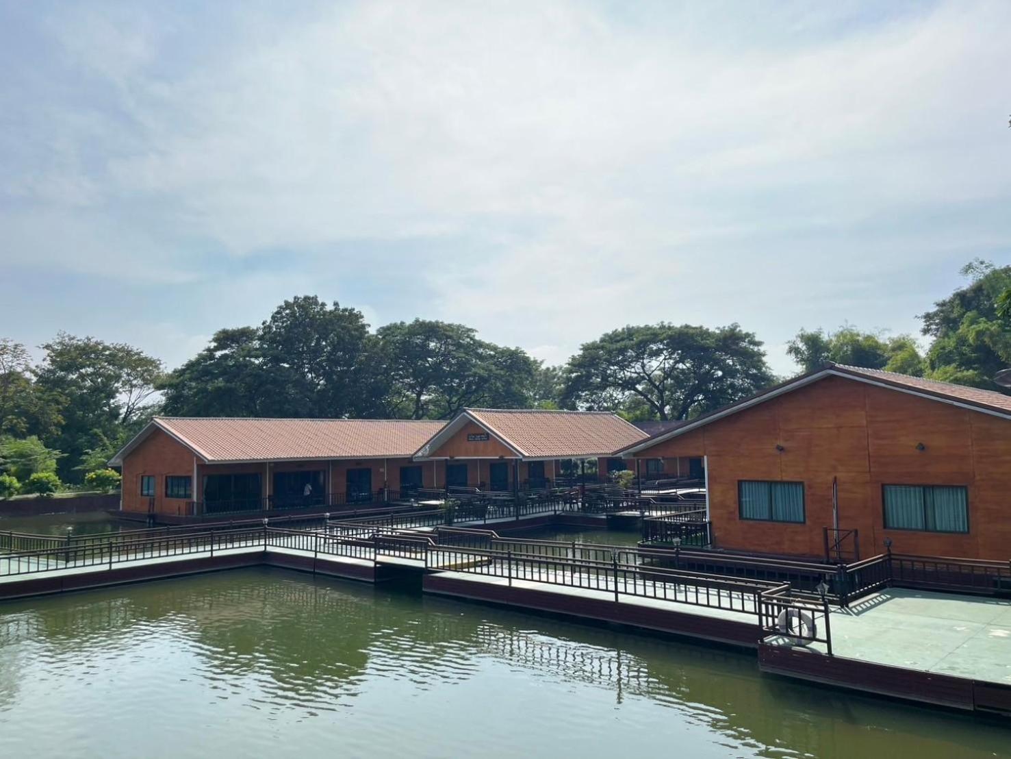 Chawalun Resort Don Tum Екстер'єр фото